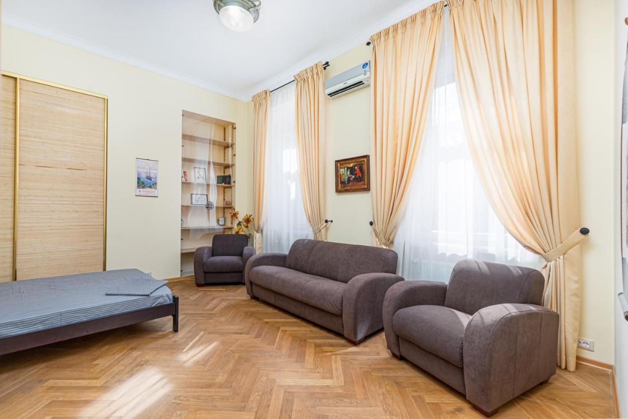 Grecheskaya Street Art Apartment オデッサ エクステリア 写真